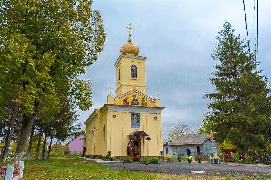 biserica Sfantul Dumitru Cotu Vames 1